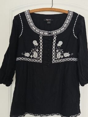 Boho Black Top White Embroidery
